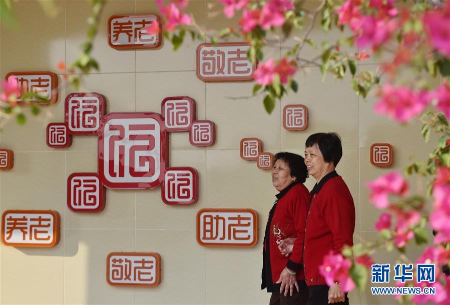 (新华全媒头条·壮阔东方潮 奋进新时代——庆祝改革开放40年·图文互动)(9)敢为天下先 爱拼才会赢——“晋江经验”启示录