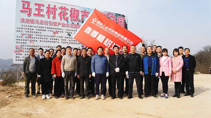 1584088155331732.jpg 合影_副本.jpg